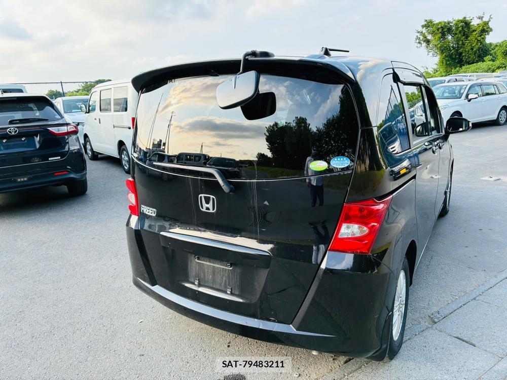 Honda FREED 2010-09 7538656-4