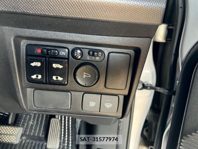 Honda FREED 2009-10 7562150-16