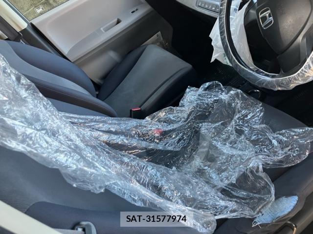 Honda FREED 2009-10 7562150-18