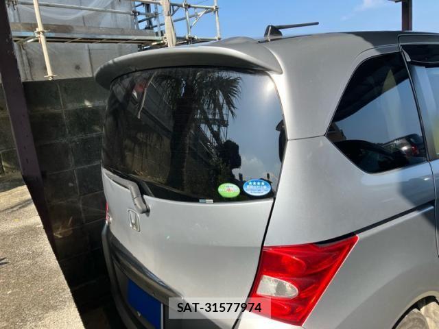 Honda FREED 2009-10 7562150-6