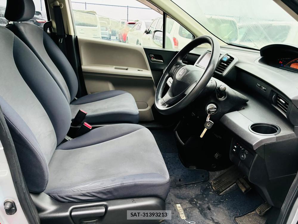 Honda FREED 2010-01 7498028-11