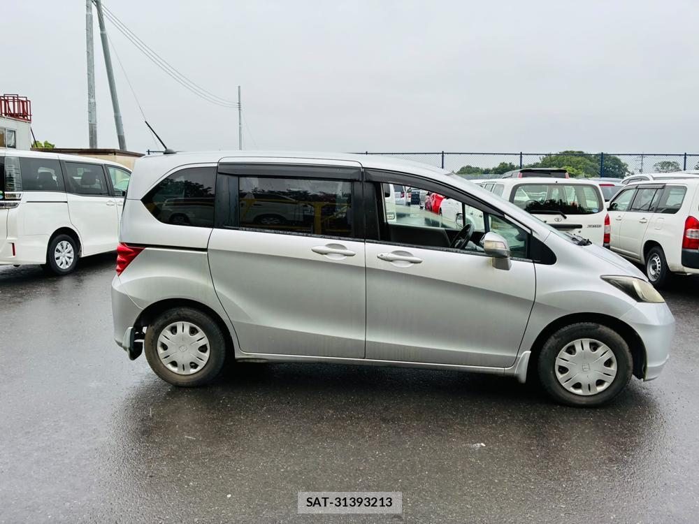 Honda FREED 2010-01 7498028-5