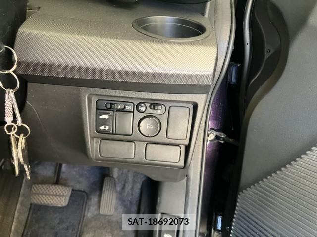 Honda FREED 2010-05 7562149-9