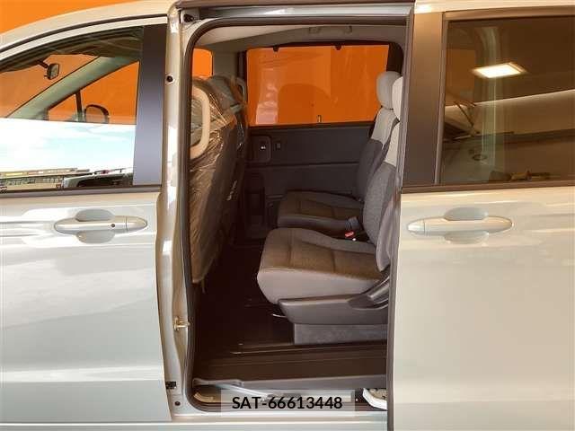 Honda FREED 2025-11 7616684-18