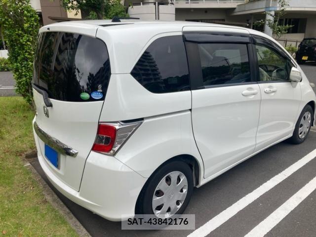 Honda FREED 2014-09 7616692-3