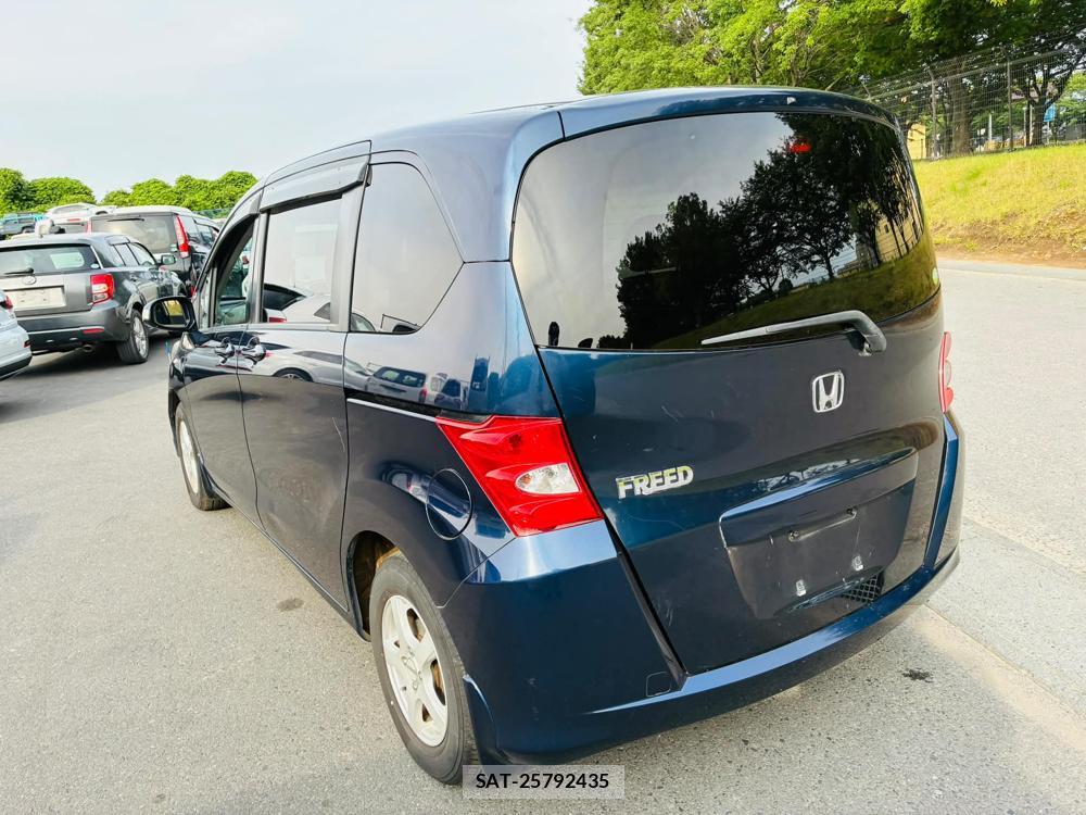Honda FREED 2009 7312498-2