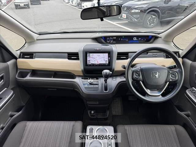 Honda FREED 2017-06 7616691-1
