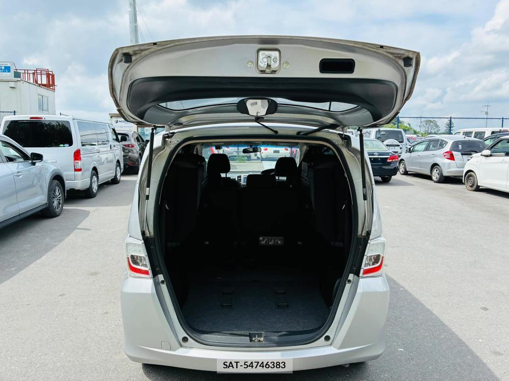 Honda FREED 2012-01 7372114-26