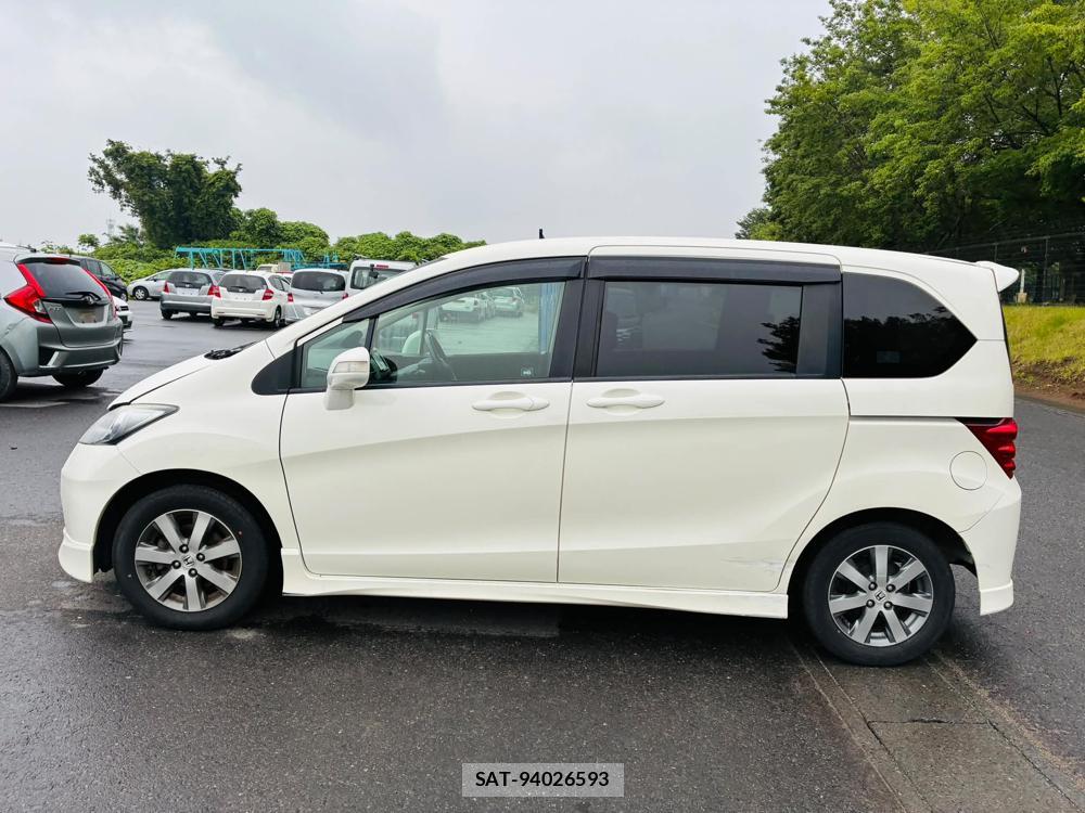 Honda FREED 2011-09 7550580-1