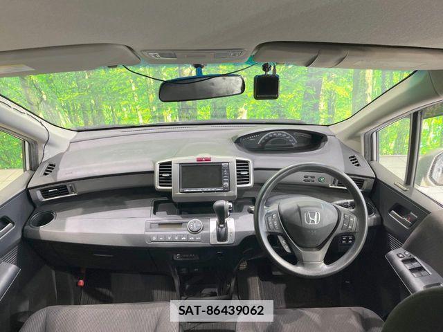 Honda FREED 2012-02 7723542-1