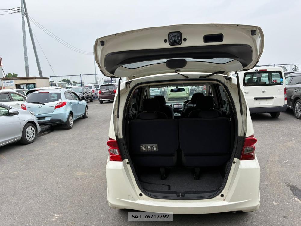 Honda FREED 2010-05 7687984-26