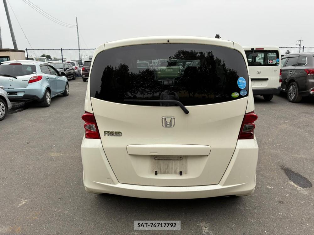 Honda FREED 2010-05 7687984-3