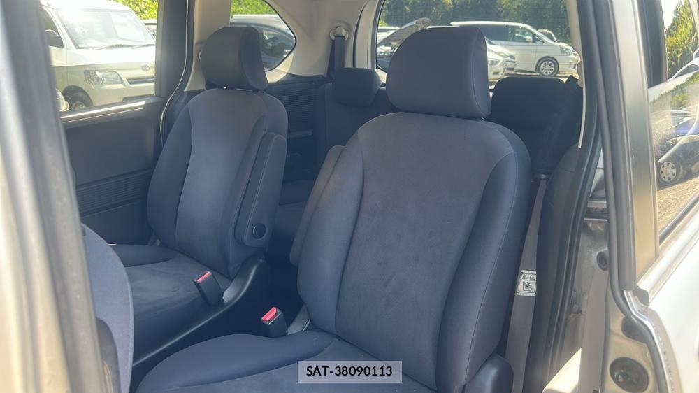 Honda FREED 2009 7098406-9