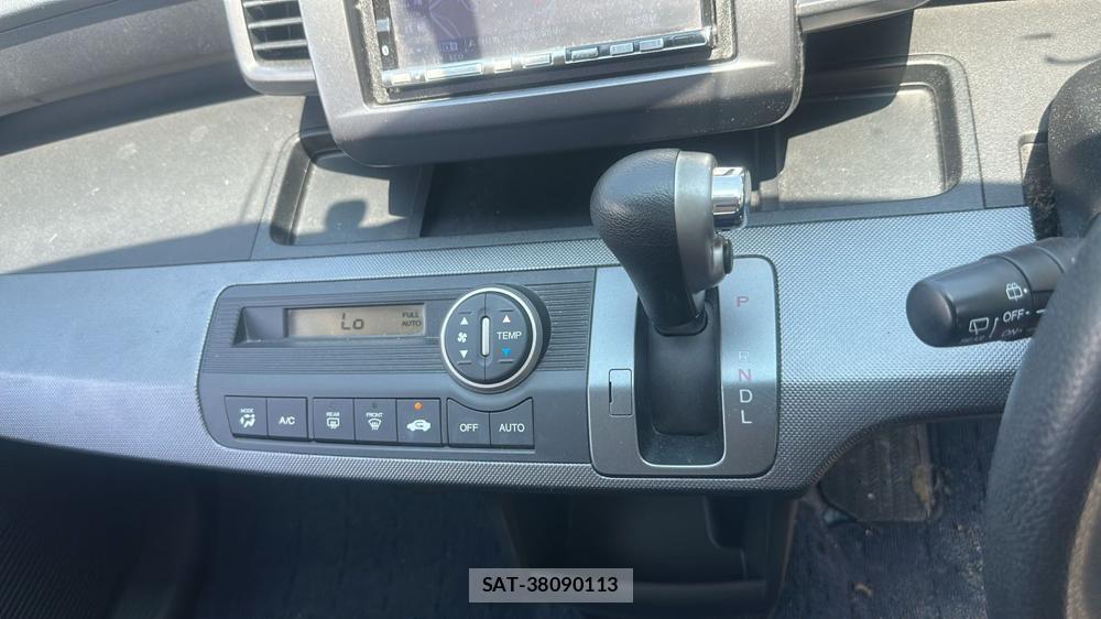 Honda FREED 2009 7098406-18