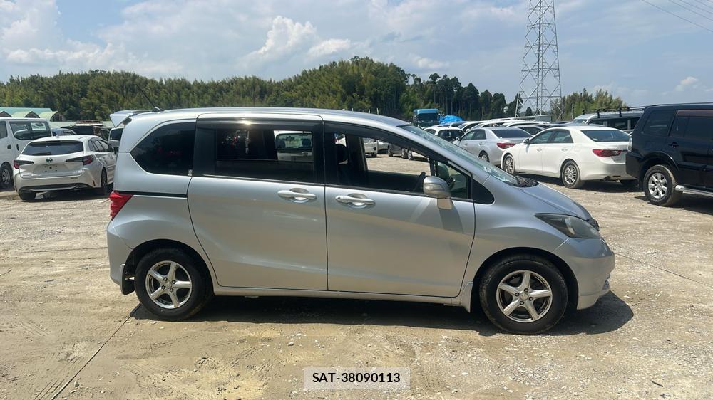Honda FREED 2009 7098406-5