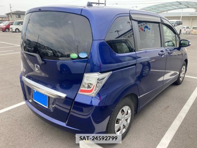 Honda FREED 2014-03 7785111-2
