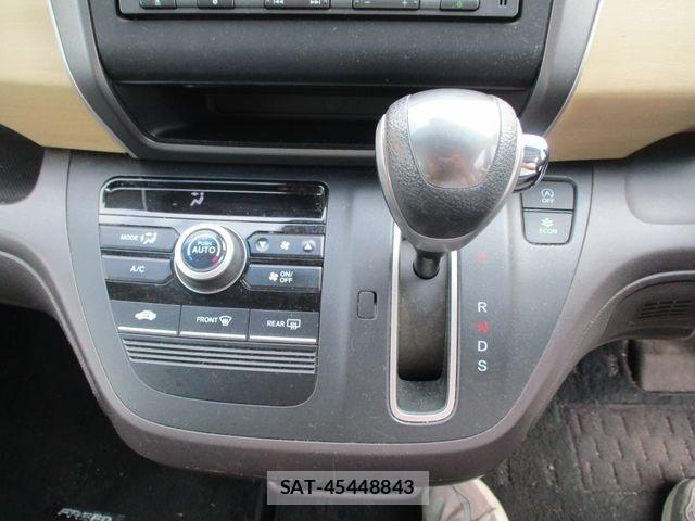 Honda FREED 2017-07 7876577-19