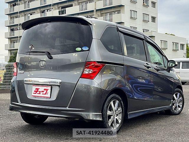 Honda FREED 2008-09 7876582-2