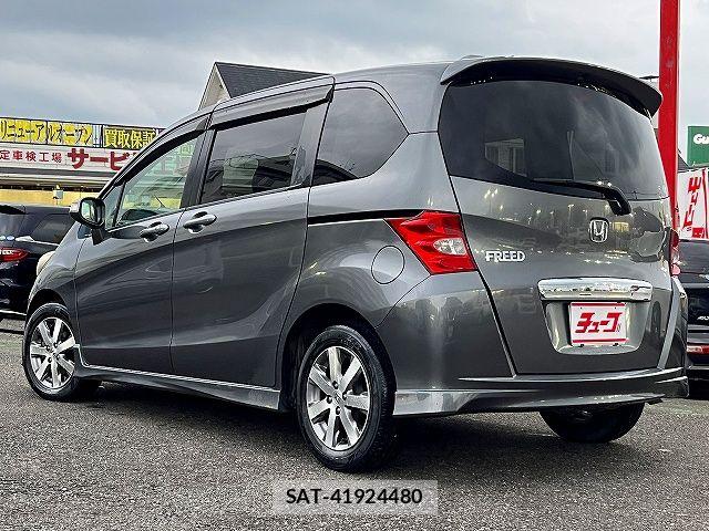 Honda FREED 2008-09 7876582-8