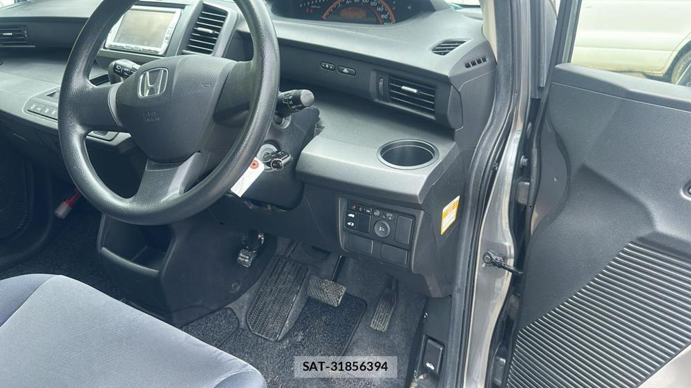 Honda FREED 2010-01 7737732-13