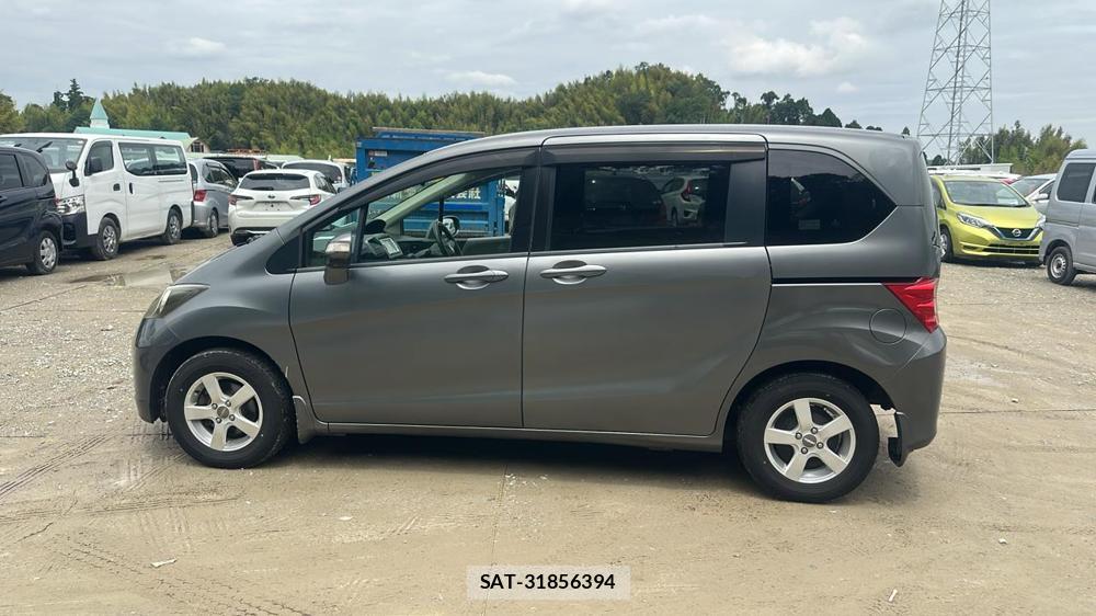 Honda FREED 2010-01 7737732-1