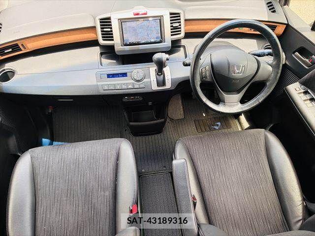 Honda FREED 2015-09 7961765-2