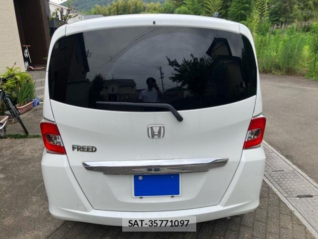 Honda FREED 2016-02 7961768-2