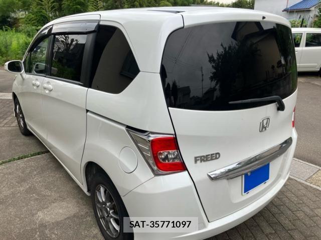 Honda FREED 2016-02 7961768-6