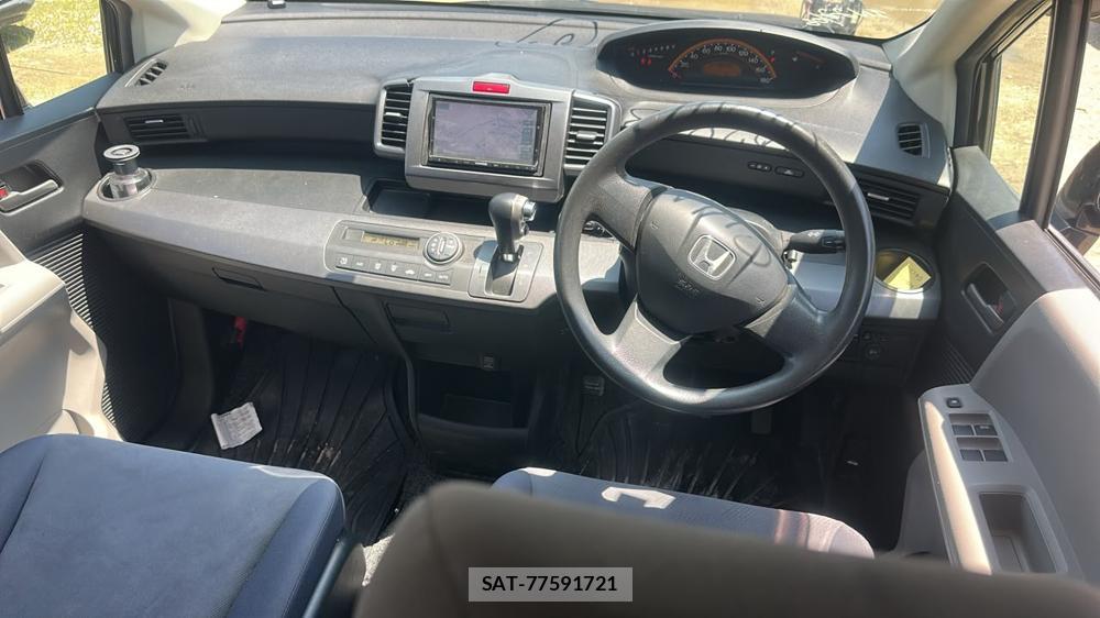 Honda FREED 2008-09 7477072-12