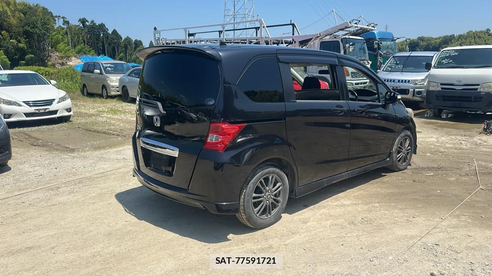 Honda FREED 2008-09 7477072-4