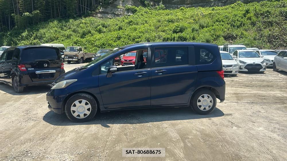 Honda FREED 2008-10 7610979-1
