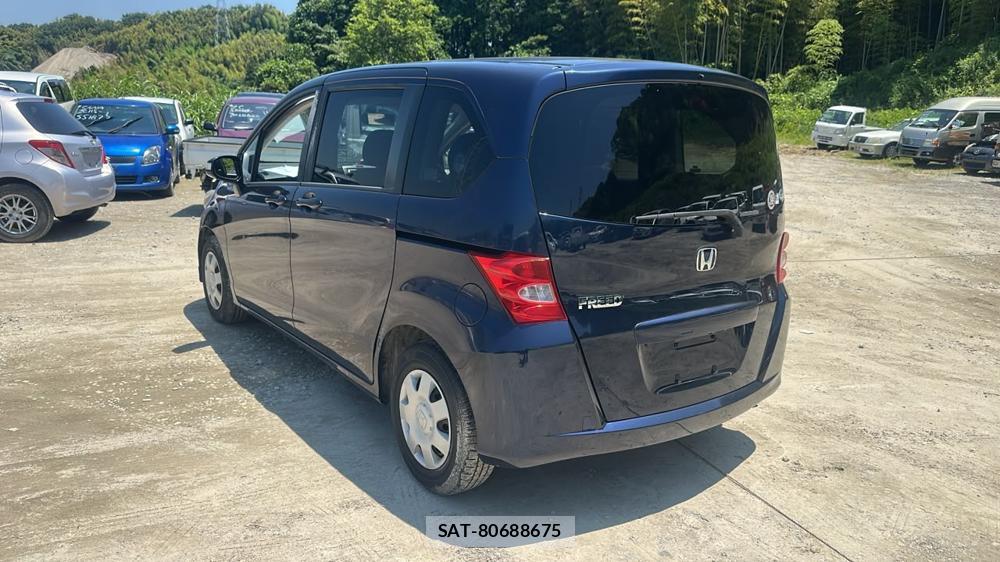 Honda FREED 2008-10 7610979-2