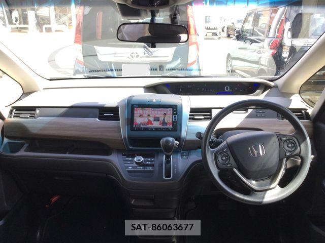 Honda FREED 2022-03 7961759-4