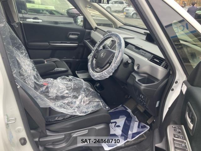 Honda FREED 2018-11 7979287-13