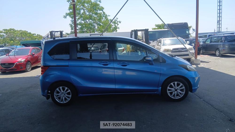 Honda FREED 2011 7490262-5
