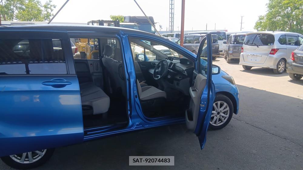 Honda FREED 2011 7490262-8