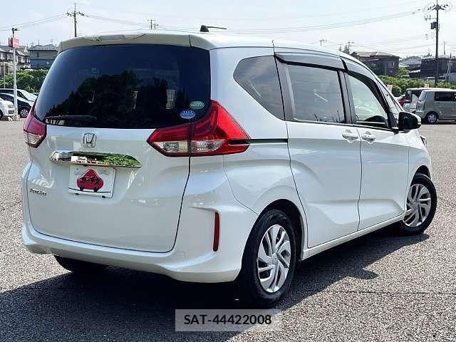 Honda FREED 2017-03 7979285-2
