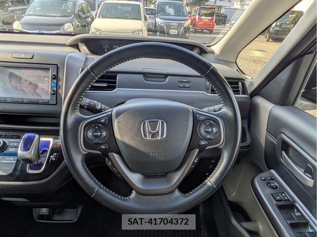 Honda FREED 2017-06 7979291-8
