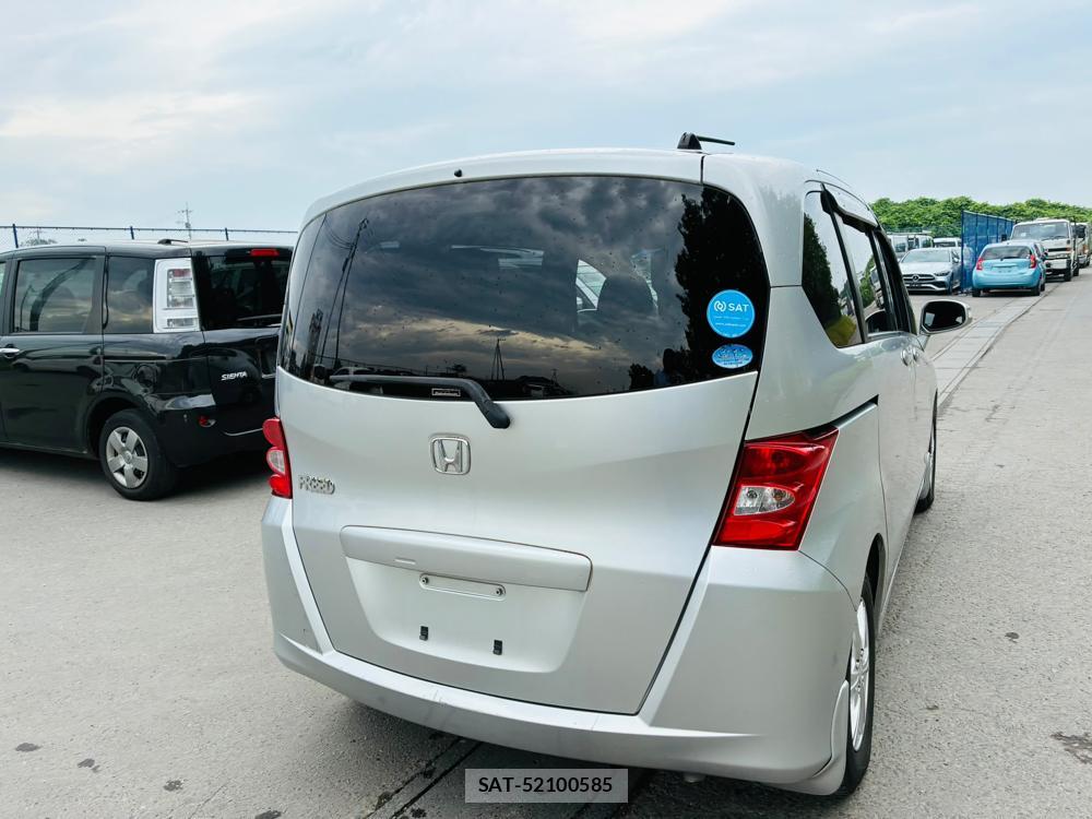 Honda FREED 2011-07 7849810-4