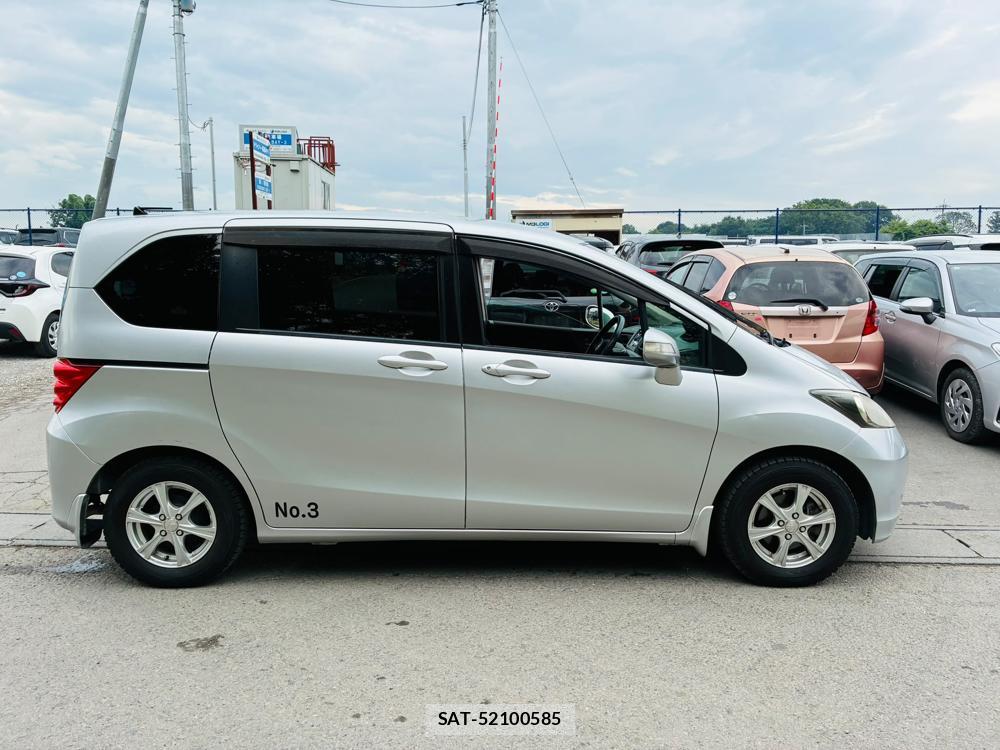 Honda FREED 2011-07 7849810-5