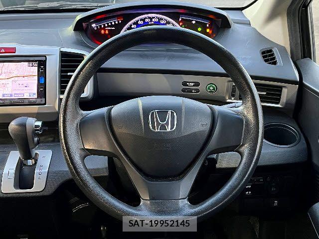 Honda FREED 2013-09 8035679-13