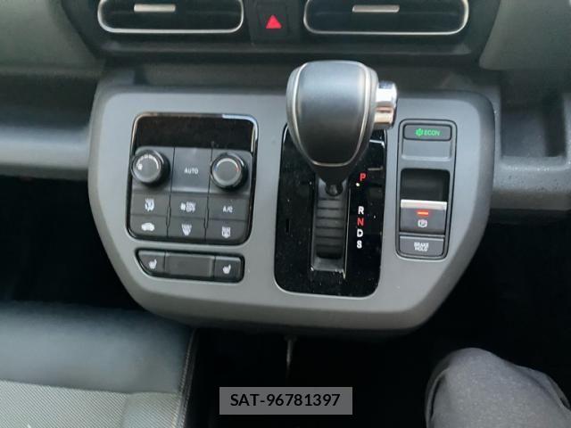 Honda FREED 2024-07 8073825-17