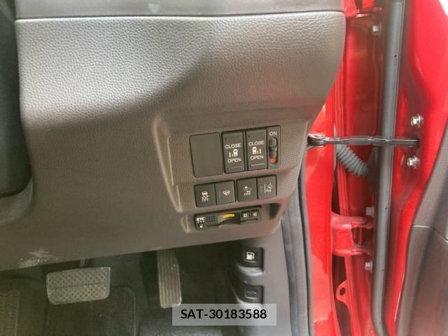 Honda FREED 2021-11 8073828-10