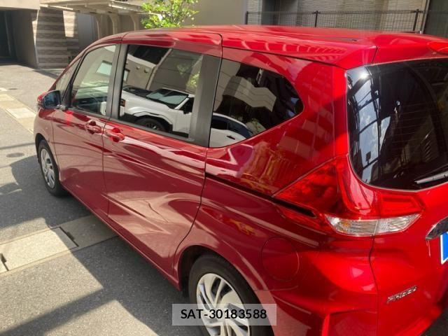 Honda FREED 2021-11 8073828-2