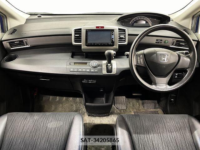 Honda FREED 2014-03 8073830-1