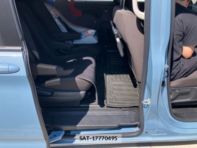 Honda FREED 2022-02 8099266-4