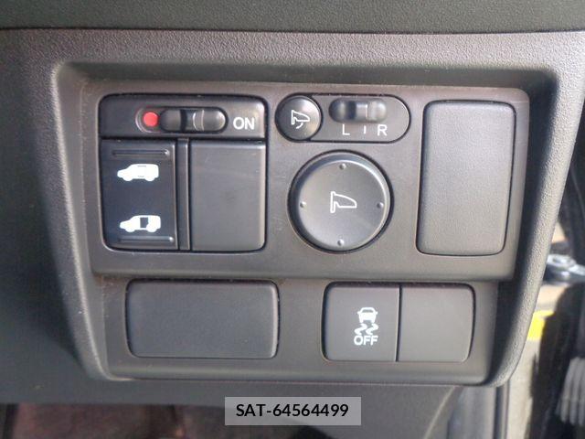 Honda FREED 2013-08 8099286-4