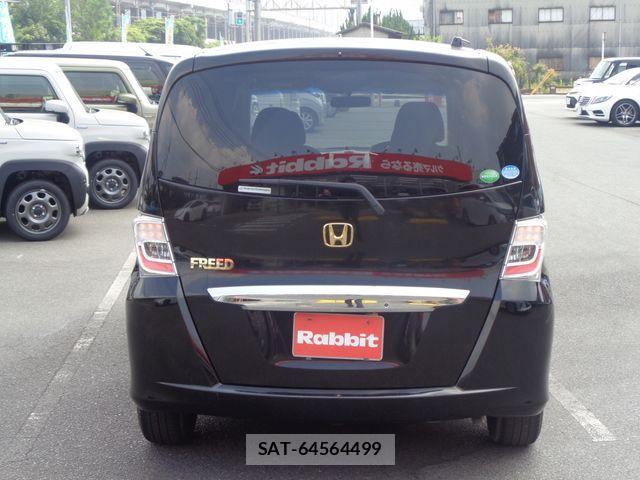 Honda FREED 2013-08 8099286-8
