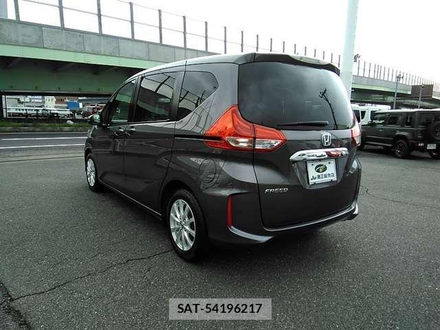 Honda FREED 2017-12 8099280-9