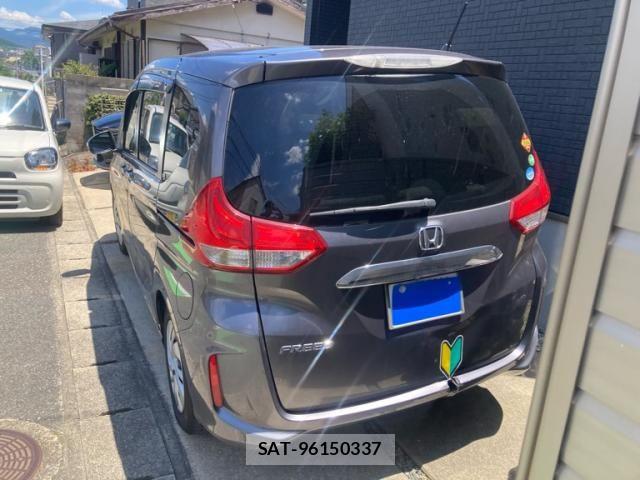 Honda FREED 2017-05 8099283-11